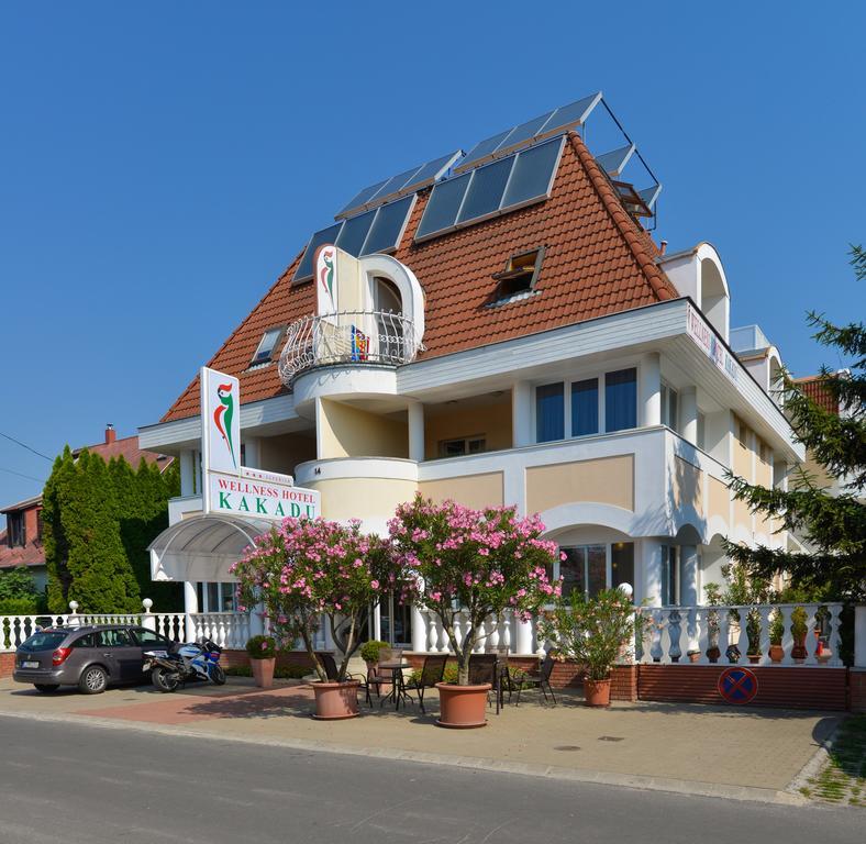 Wellness Hotel Kakadu Keszthely Exterior photo